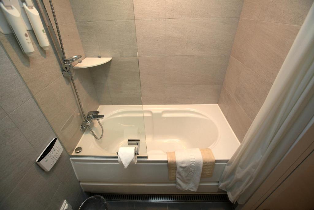 Hotel Thomas Myeongdong image
