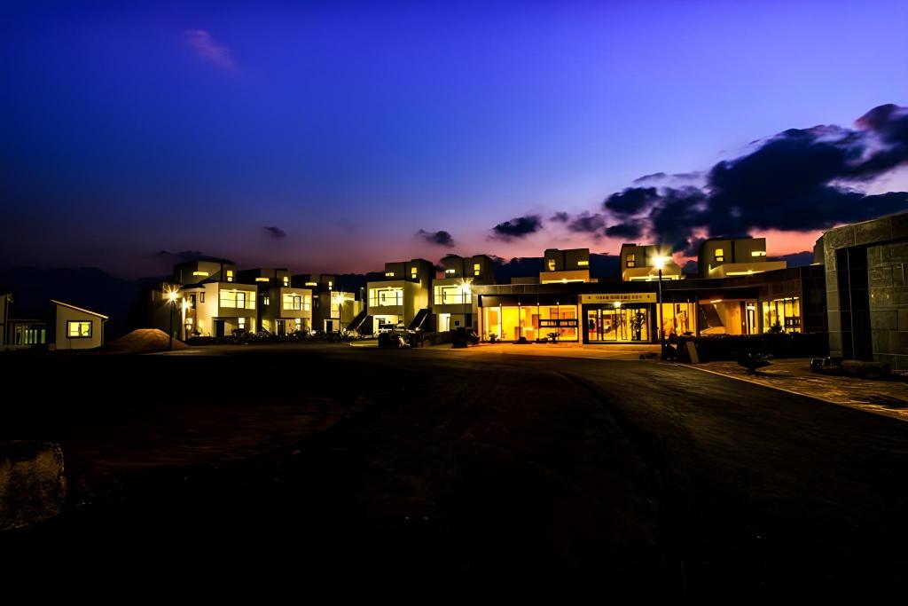 Best Hotels in Jeju, South Korea – Sanbangsane Review