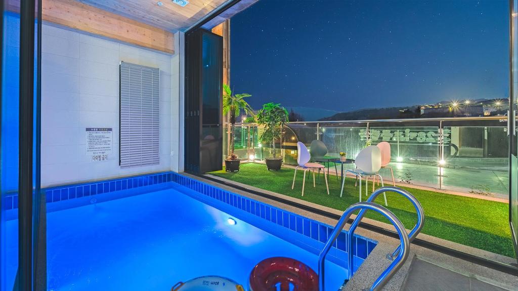 Gyeongju Hotel - Gyeongju cheongun28 kids Poolvilla accommodation view