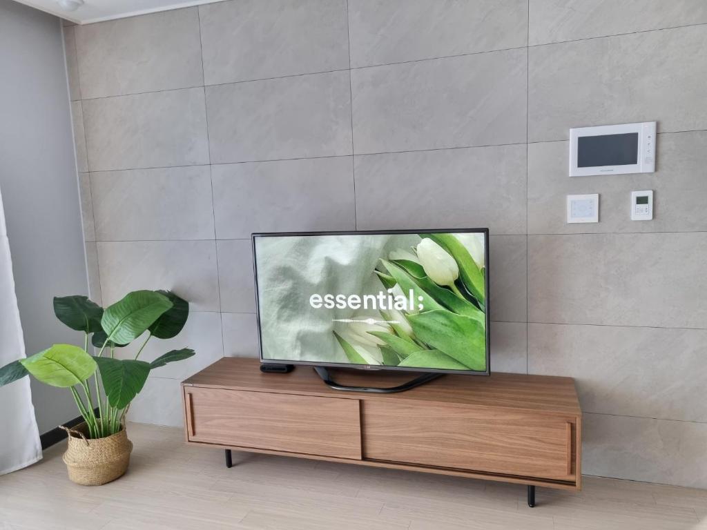 Yeosu U-top U-Bless [17A] 30평프리미엄#美친오션뷰#관광지10분  image