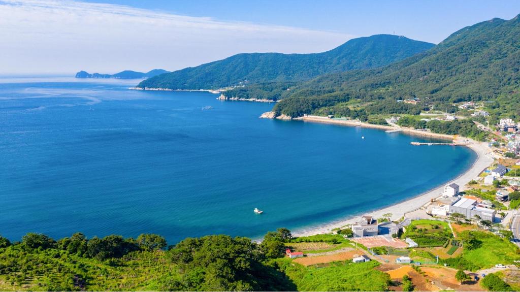 geoje mangyang pension image