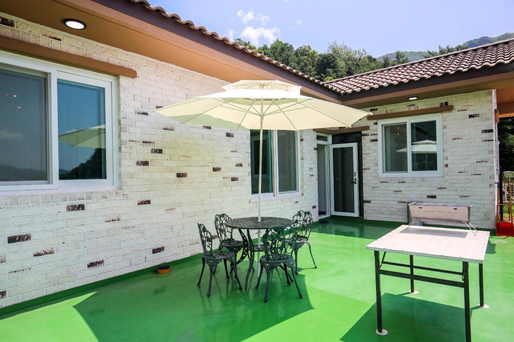 Poolip Family House(2020.07 OPEN) image