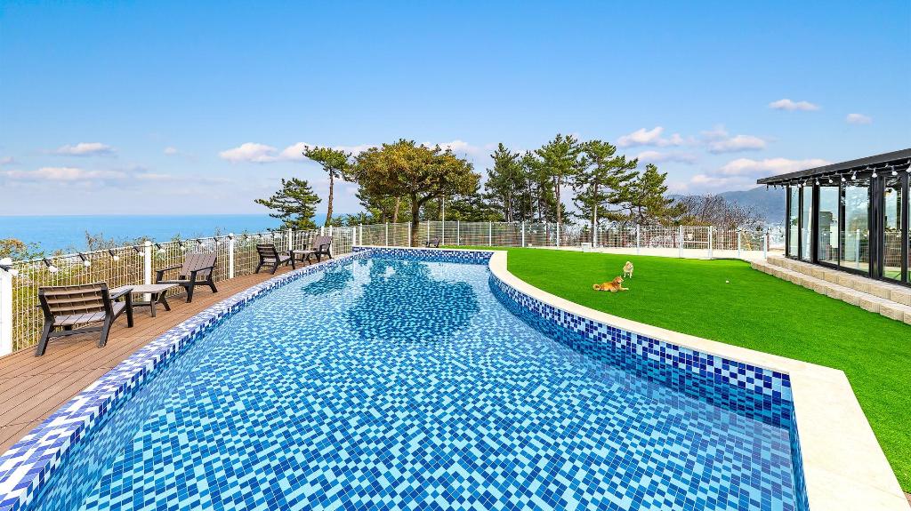 yeosu seuteimeong image