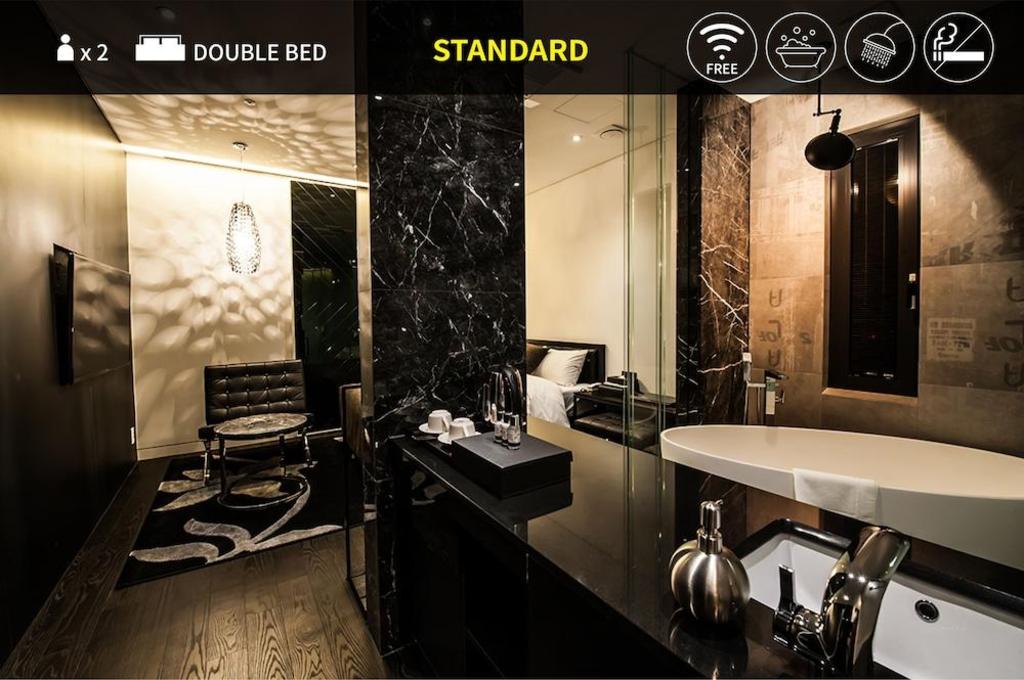 SR hotel Sadang image