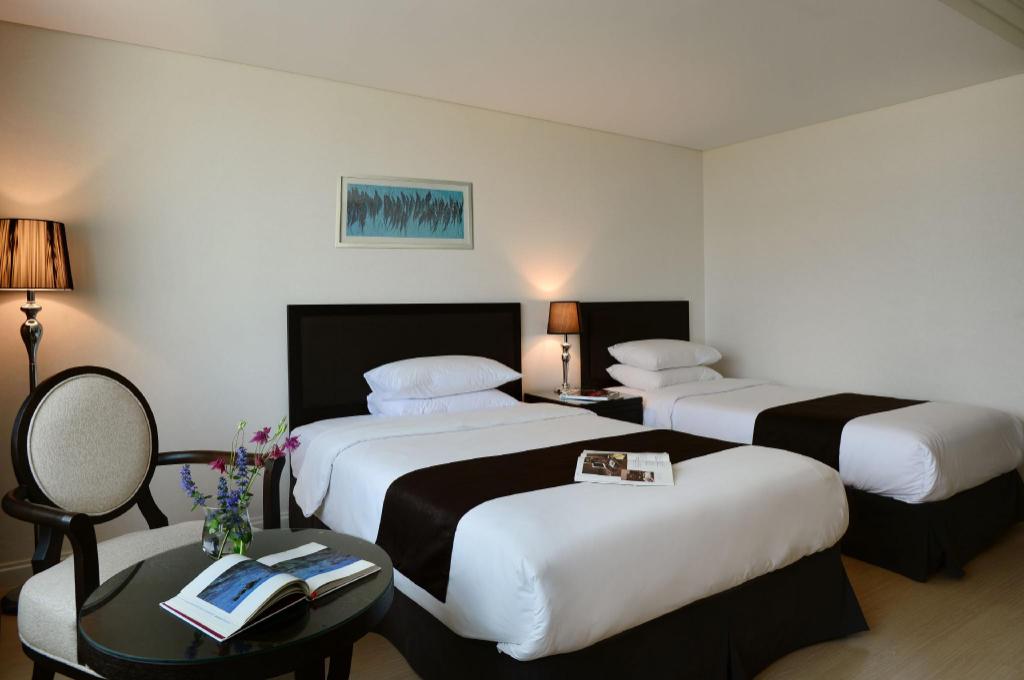 Jeju oriental Hotel & Casino image