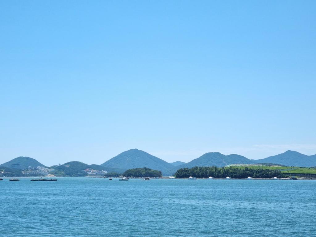 Yeosu U-top U-Bless [17A] 30평프리미엄#美친오션뷰#관광지10분  image