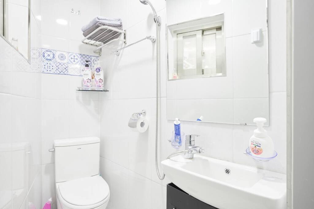 Seoul Hotel - Sweet Stay accommodation view