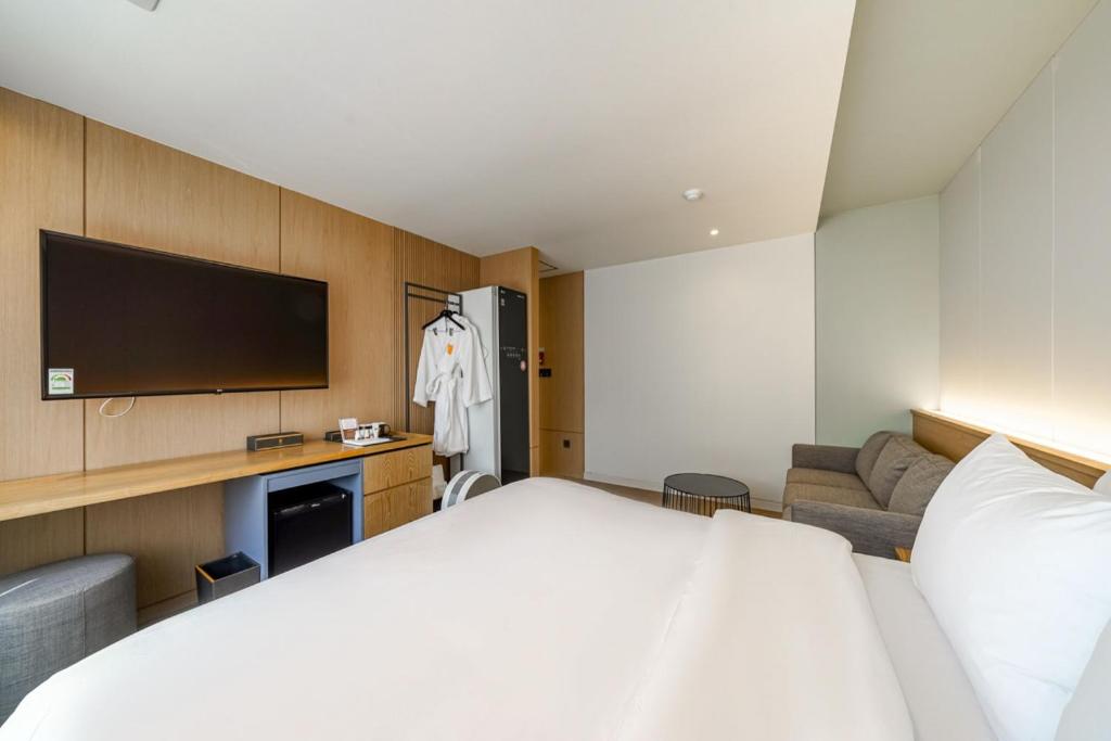 Haeundae Thevan Hotel image