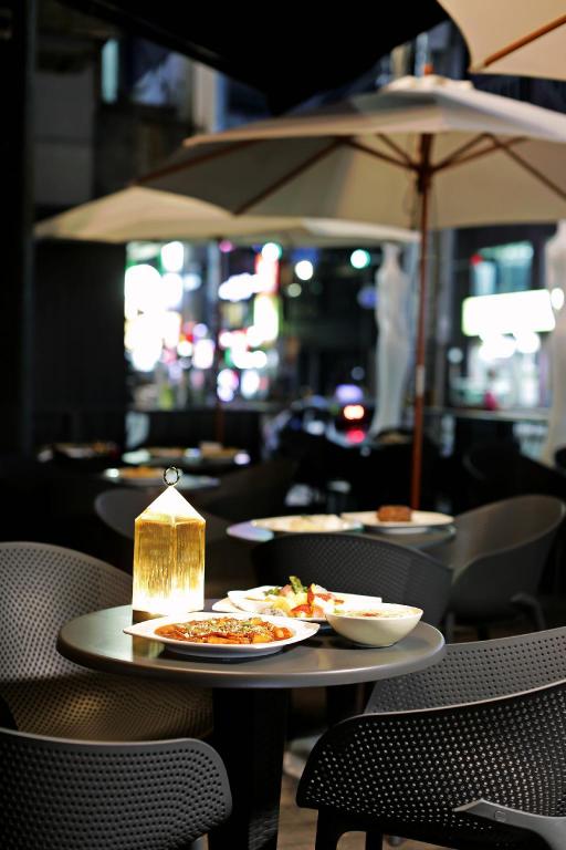 Best Louis Hamilton Hotel GwangAn image