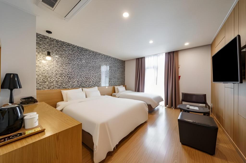 Hotel Nafore image