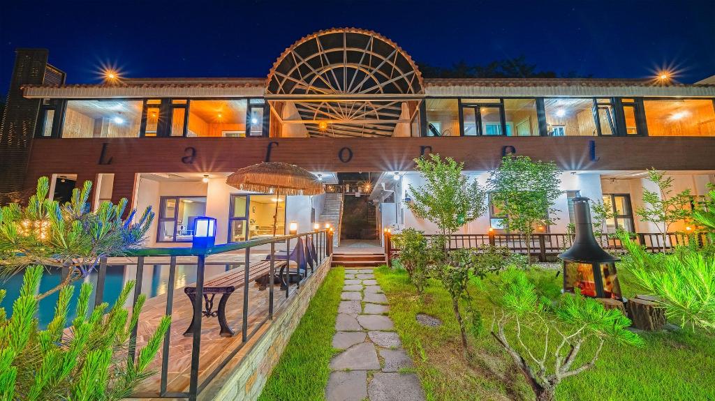 Gapyeong Hotel - Gapyeong laforet pension accommodation view