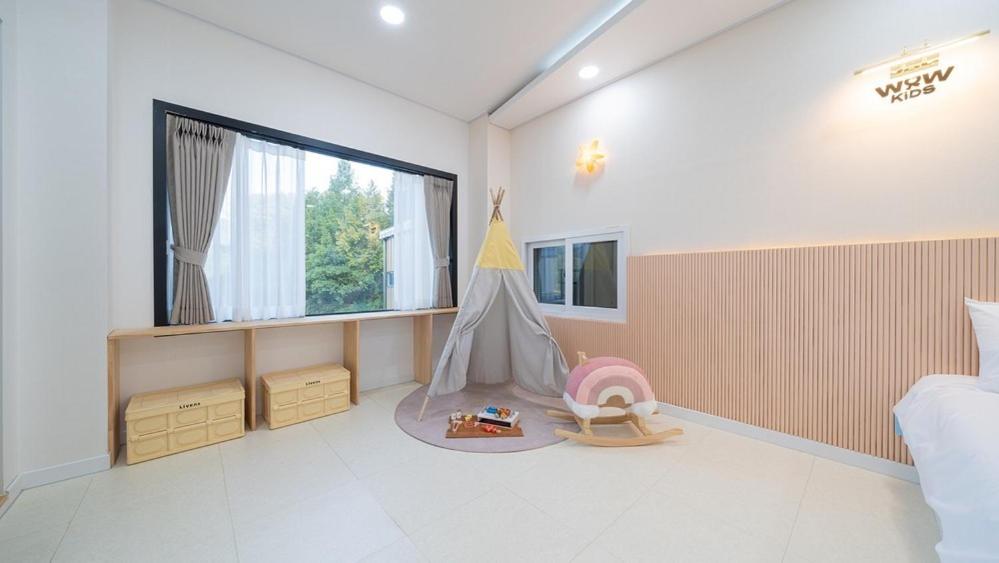 Gapyeong Hotel - Gapyeong Wow Kids Pool Villa accommodation view