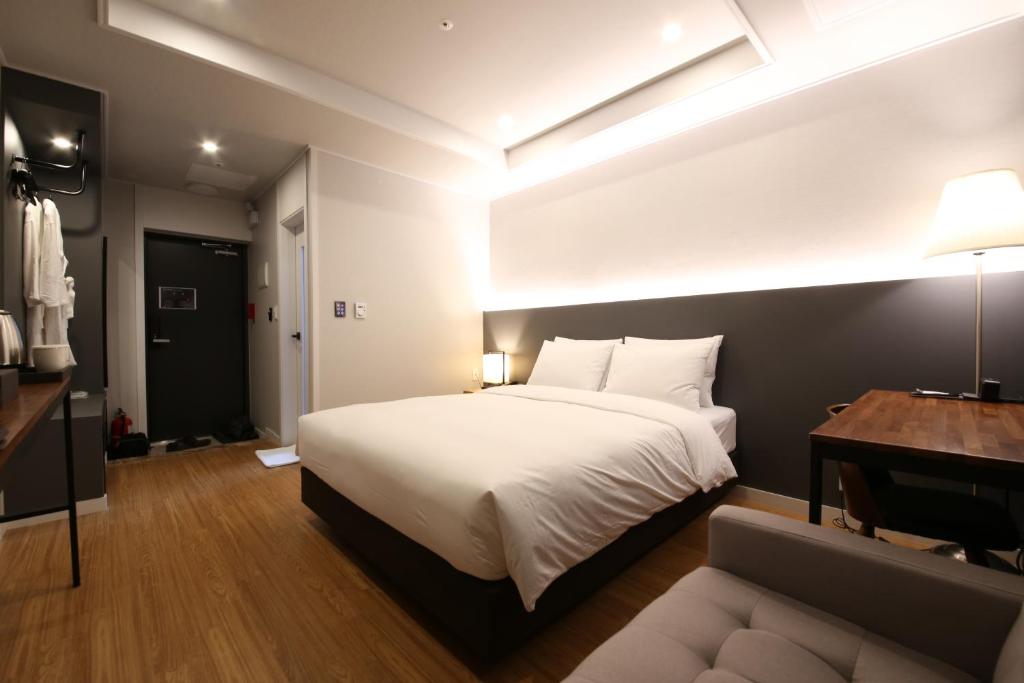 Cheonan Hotel - The Mains Hotel accommodation view