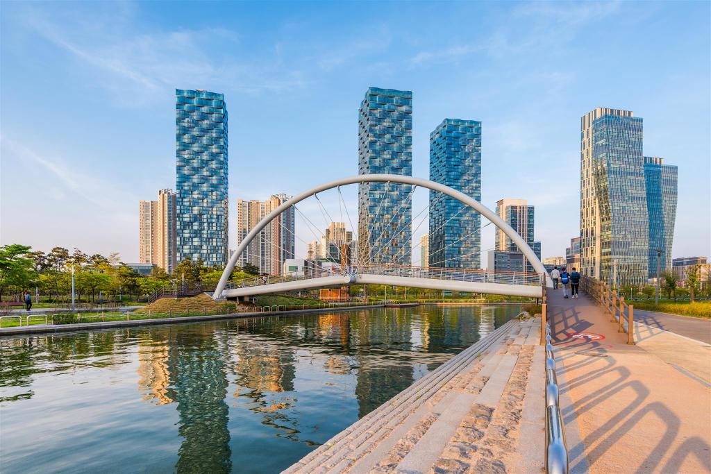 Incheon Hotel - Songdo View/33rd Floor/Sea/Lake/Pool/Full Option accommodation view