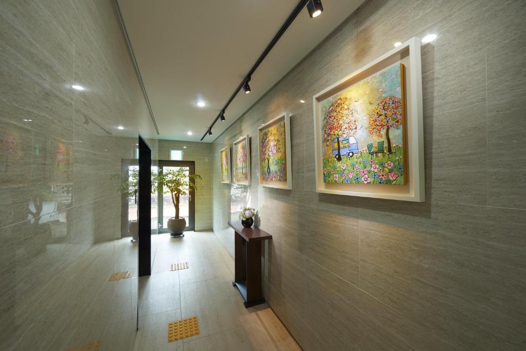 Jeju Hotel - Benikea Jungmun Hotel accommodation view
