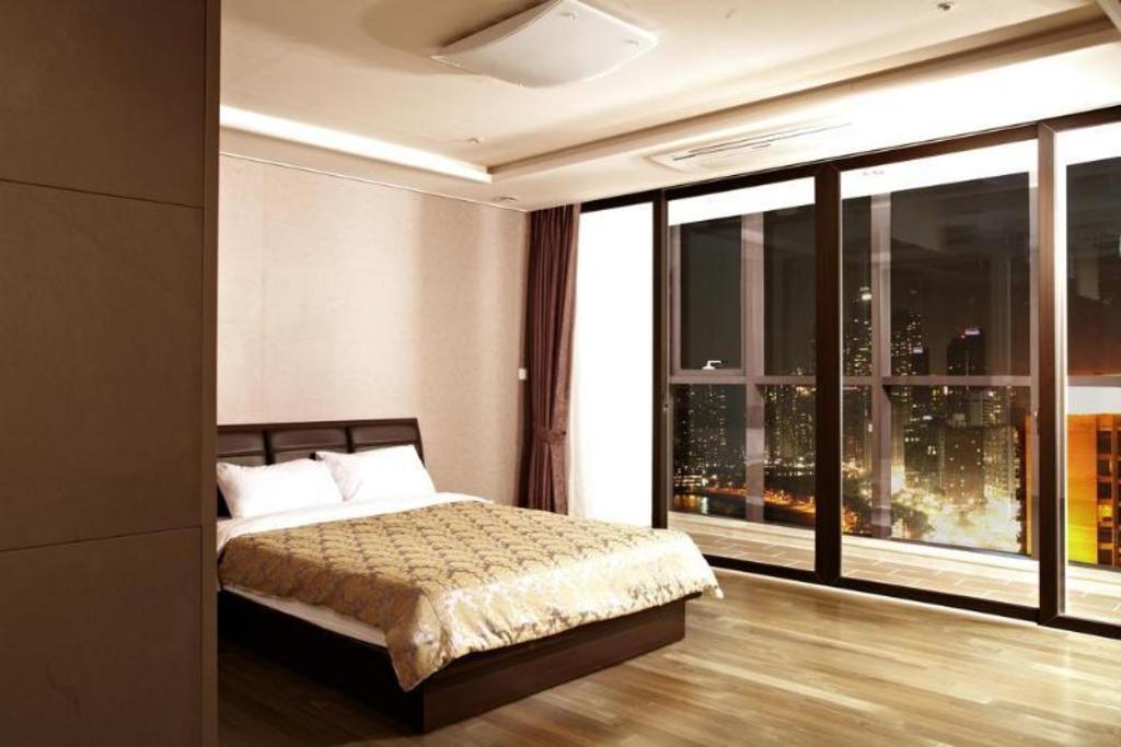 Busan Hotel - Pale De CZ Condo accommodation view