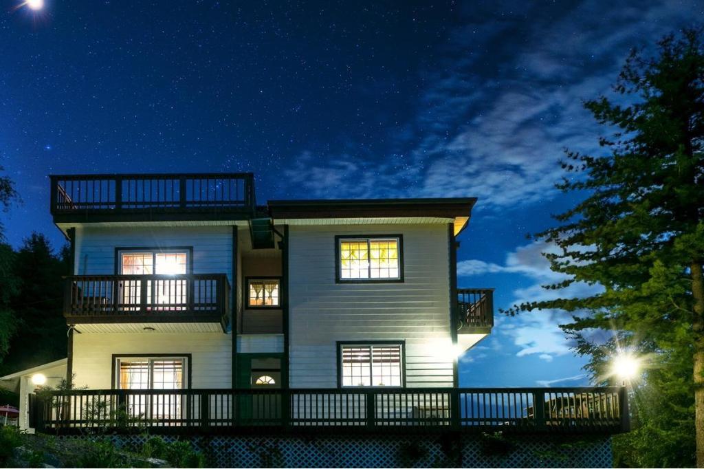Pyeongchang Hotel - Pyeongchang Secret Garden Pension accommodation view