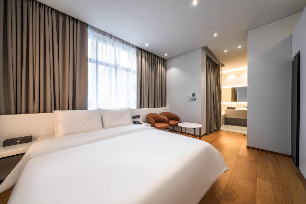 Uiwang Milos Hotel image