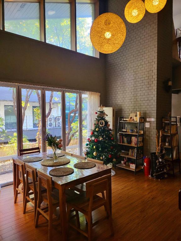 Naru Guesthouse(Detached House) image