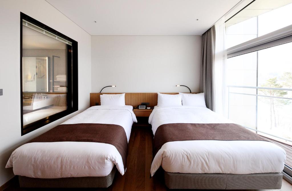 Midas Hotel and Resort image