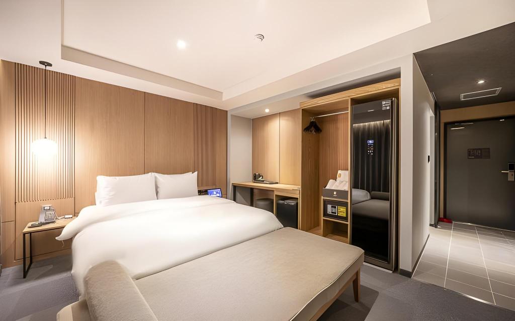 Busan Sasang The Van Hotel image