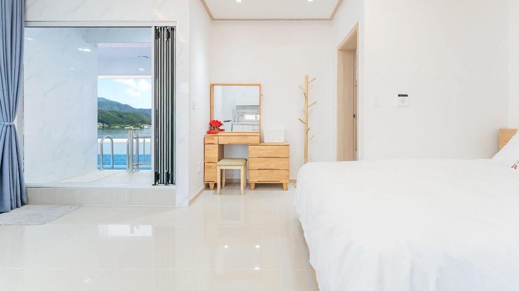 Namiseompension Stella Poolvilla image