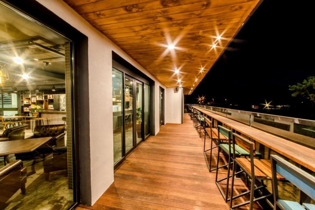 JEJU MAREVO BEACH HOTEL image