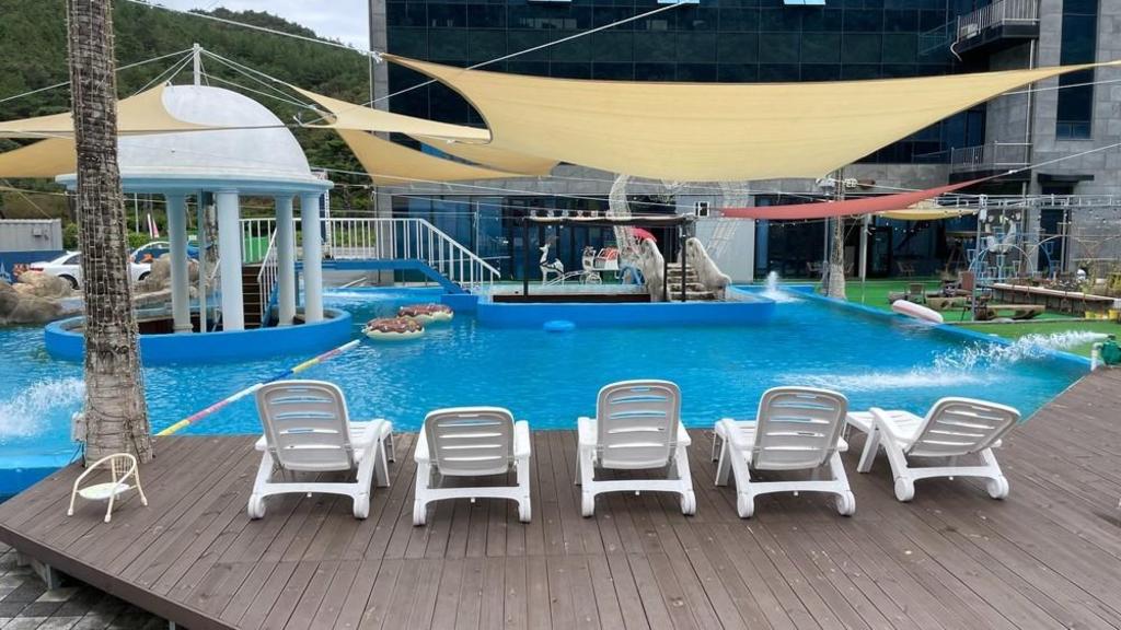 Hwasun Adel Castle Kids Poolvilla image