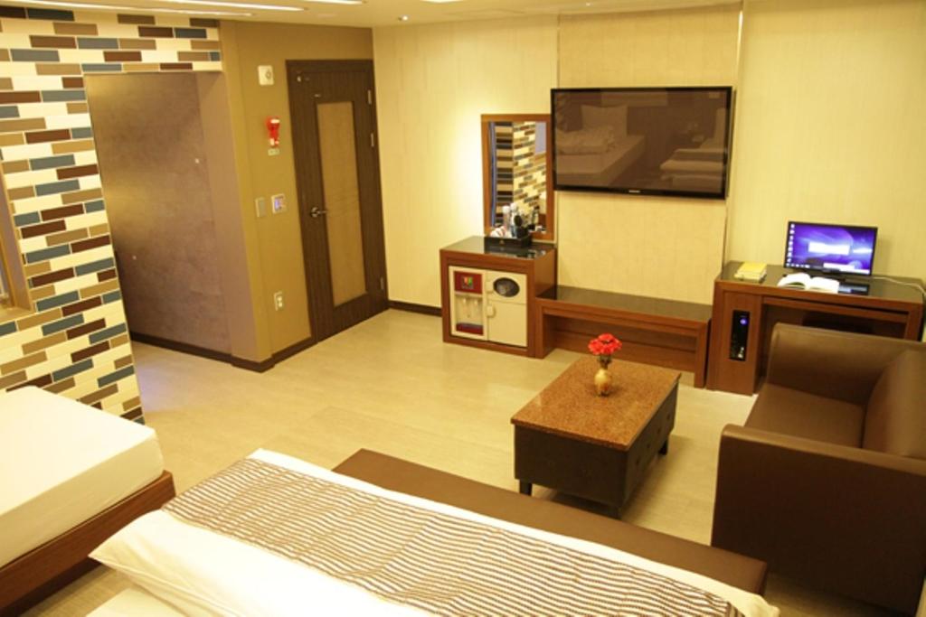 Goryeo Hotel image