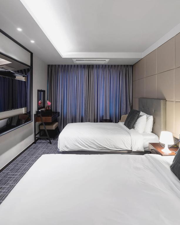 Golden Tulip Ever Yongin Hotel image
