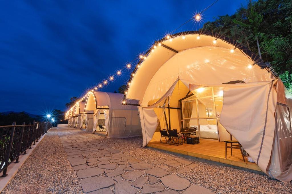 Moongyeong The Most Glamping image