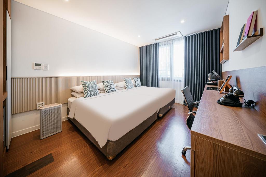 Hotel Yeon image