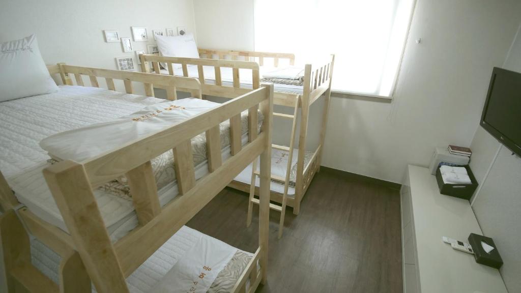 Seomyeon Residence Mumum Hotel image