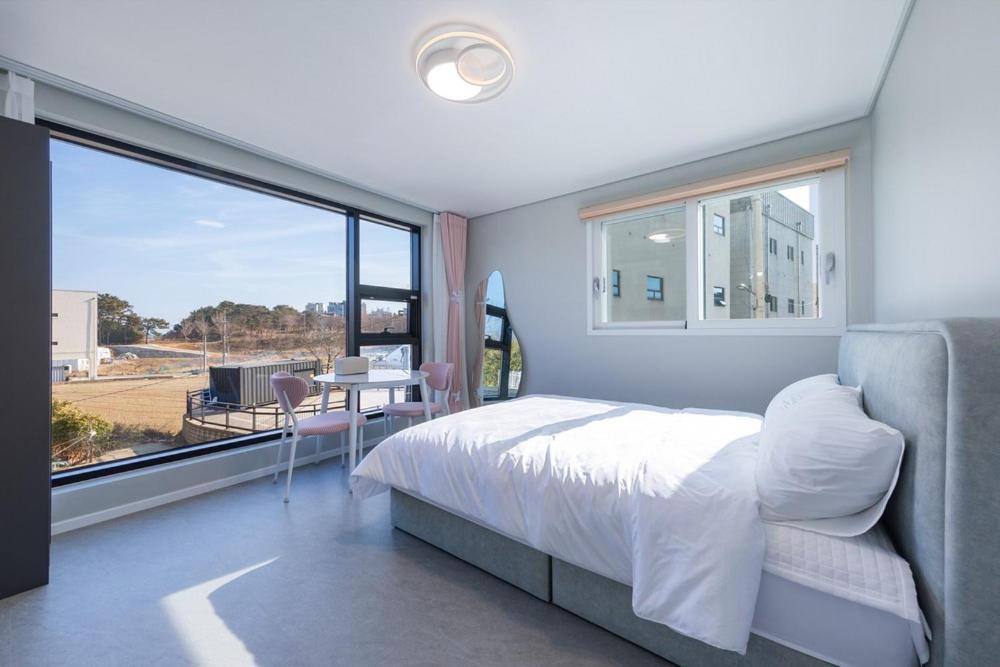 Gangneung Stay Today image