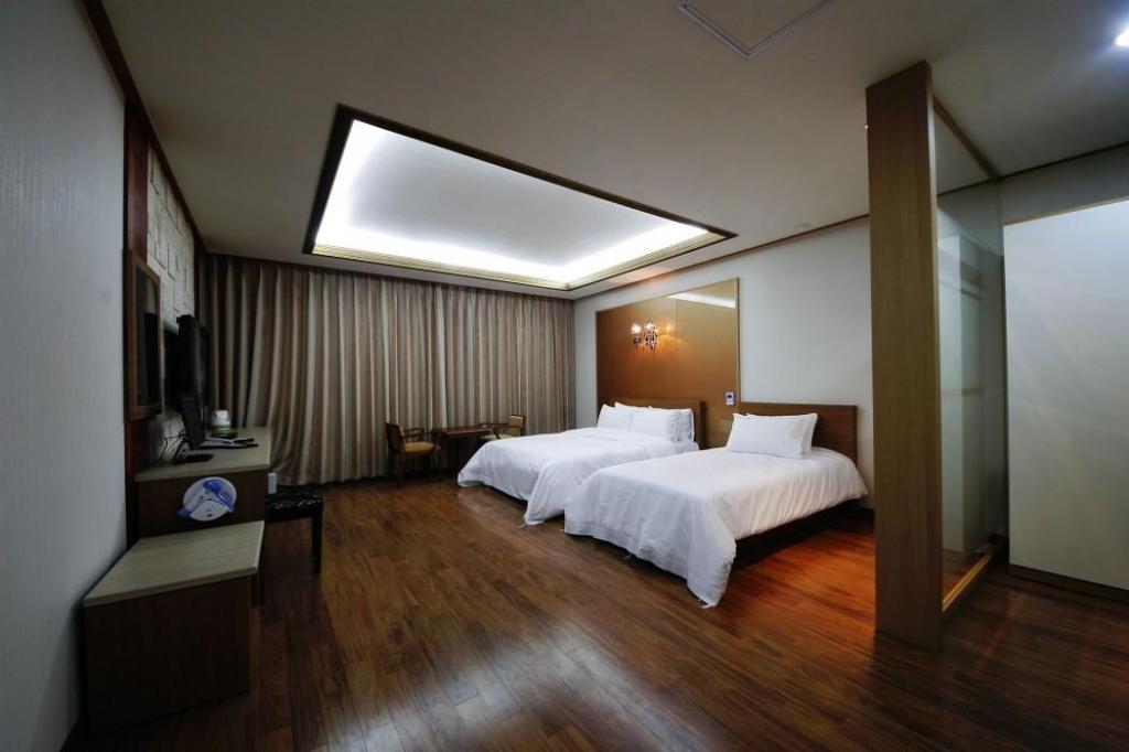 Venezia Hotel image