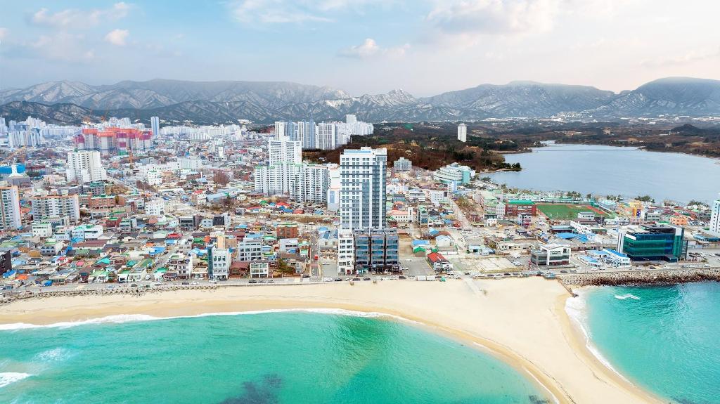 Sokcho Summitbay Panorama Oceanview8 image