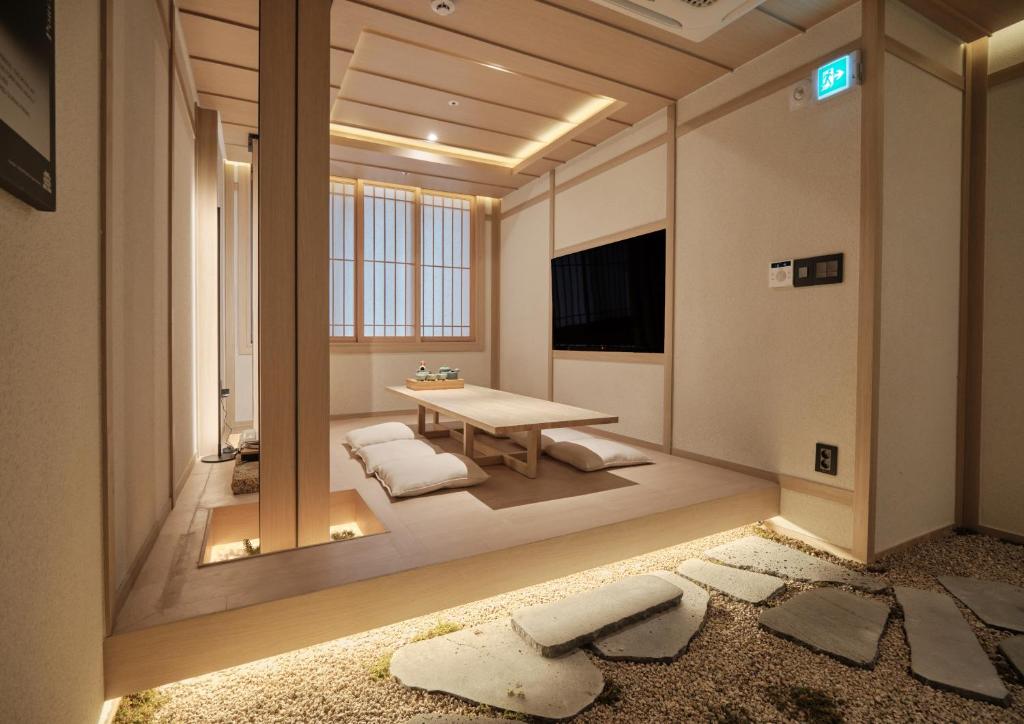 UH Suite Central Seoul image