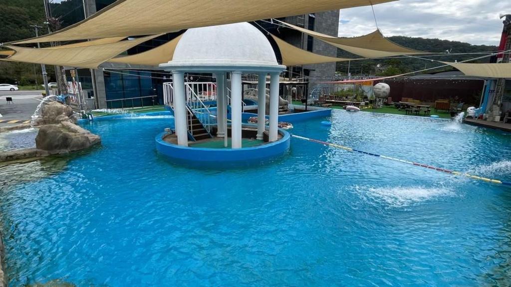 Hwasun Adel Castle Kids Poolvilla image