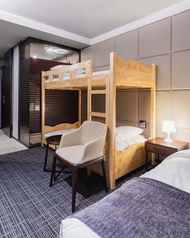 Golden Tulip Ever Yongin Hotel image